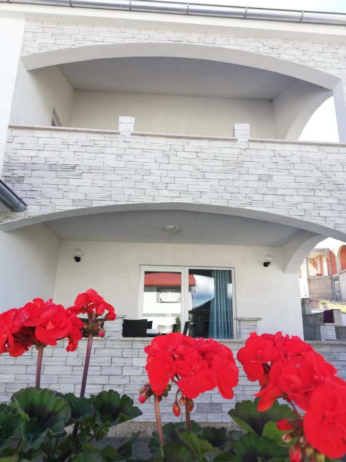 Apartment Tina Rogoznica  Exterior photo